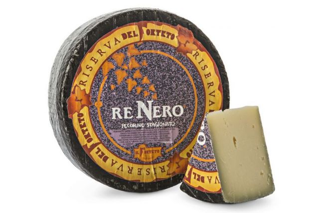 Il Forteto Pecorino Re Nero (Avg. 2kg) -  Tuscan Cheese | Delicatezza