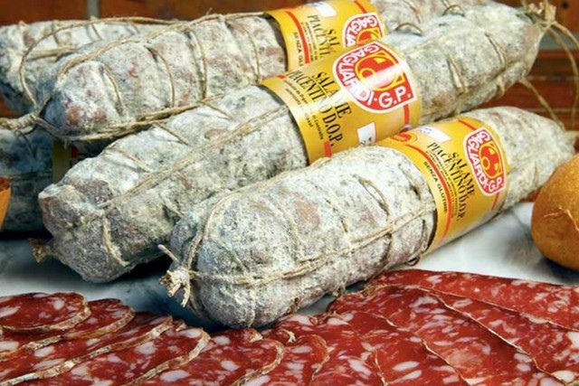 Salame Piacentino DOP Gagliardi (550g) | Delicatezza